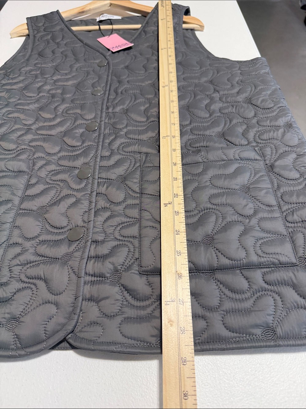 Smash + Tess Carson Quilted Vest Magnet Grey NWT Neutral Layering Puffer Vest - Picture 10 of 11